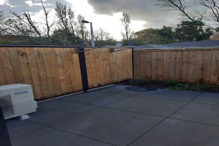 Photo of property in 7/240 Stokes Valley Road, Stokes Valley, Lower Hutt, 5019