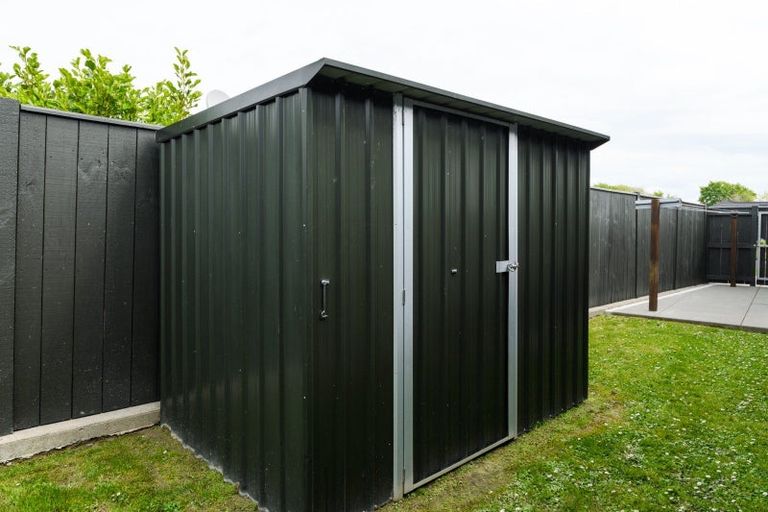 Photo of property in 45 Liberty Grove, Kelvin Grove, Palmerston North, 4414