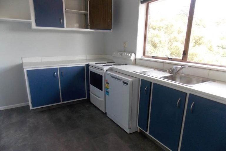 Photo of property in 1 Southern Cross Crescent, Island Bay, Wellington, 6023