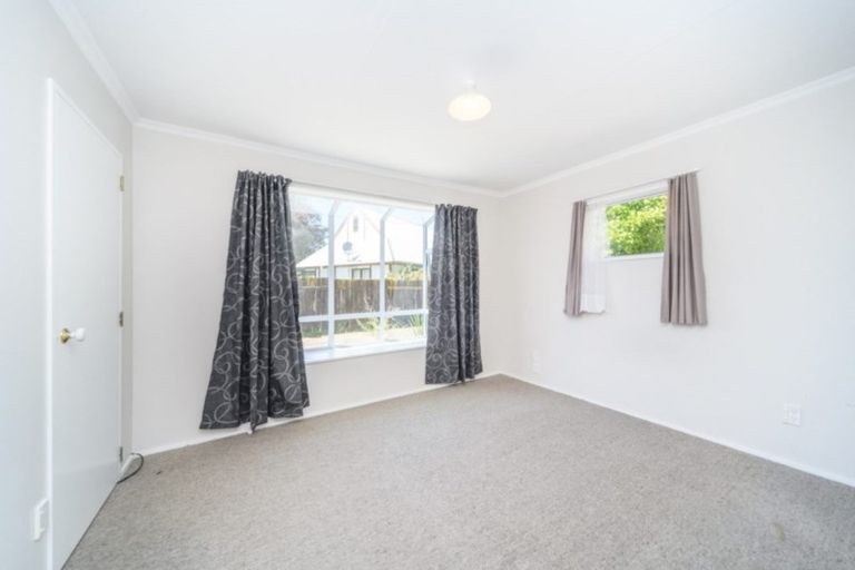 Photo of property in 56a Newton Place, Westbrook, Palmerston North, 4412