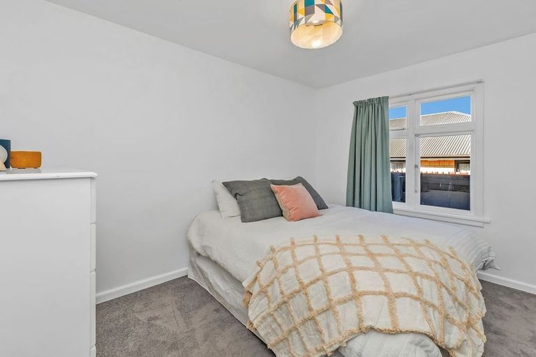 Photo of property in 25 Munro Street, Redwood, Christchurch, 8051