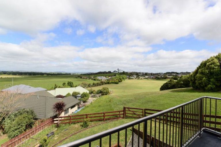 Photo of property in 22 Friesian Place, Grandview Heights, Hamilton, 3200