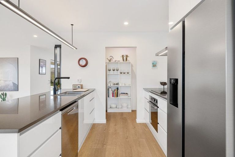 Photo of property in 9 Kurashiki Street, Halswell, Christchurch, 8025