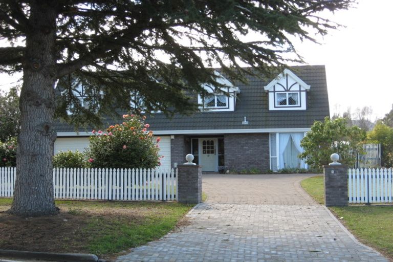 Photo of property in 1 Ogilvie Road, Kinloch, Taupo, 3377