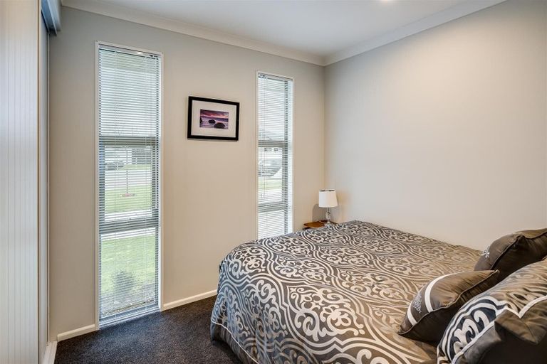 Photo of property in 18 Pelorus Avenue, Poraiti, Napier, 4112