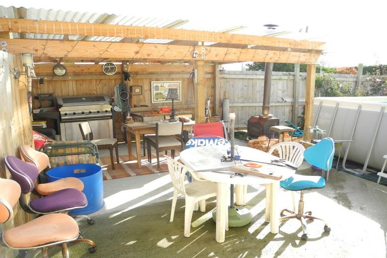 Photo of property in 14 James Street, Waimate, 7980