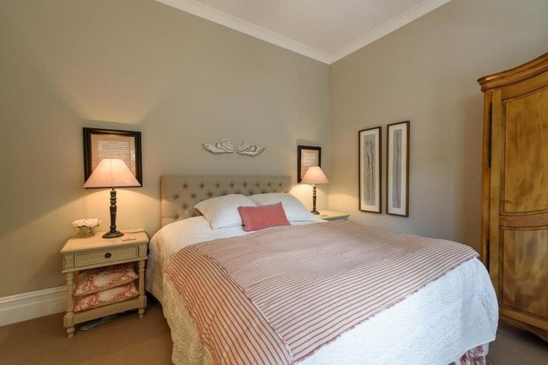 Photo of property in 61 Te Wharepouri Street, Berhampore, Wellington, 6023