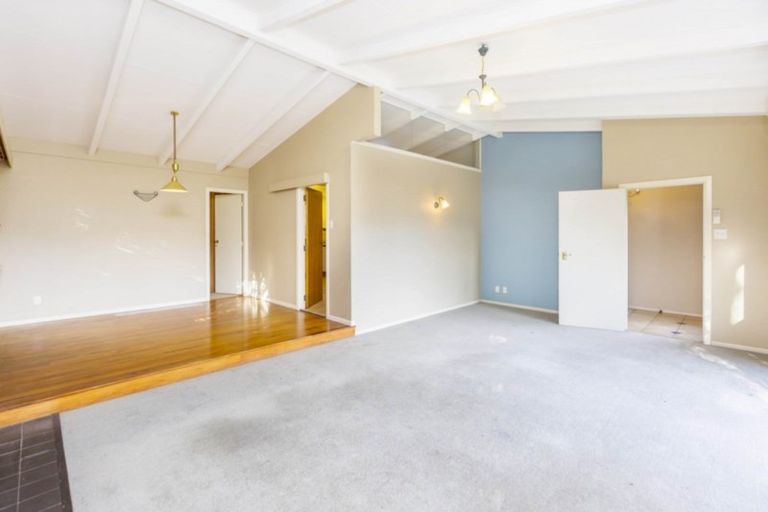 Photo of property in 29 Blue Mountains Road, Silverstream, Upper Hutt, 5019