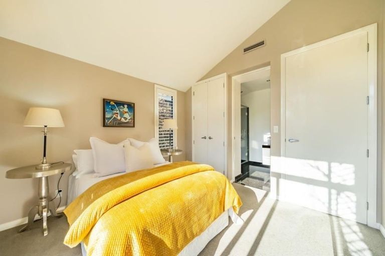 Photo of property in 87a Waterloo Road, Hutt Central, Lower Hutt, 5010