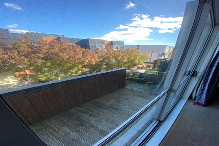 Photo of property in The Altair, 3/120 Rintoul Street, Newtown, Wellington, 6021