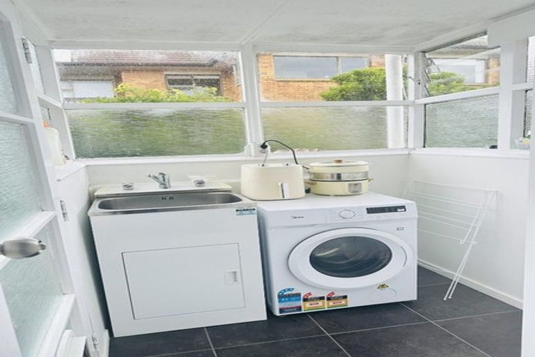 Photo of property in 3/7 Newhaven Terrace, Mairangi Bay, Auckland, 0630