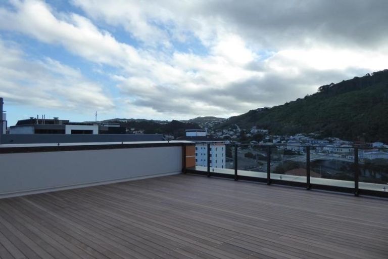 Photo of property in Frame Apartments, 502/111 Molesworth Street, Thorndon, Wellington, 6011