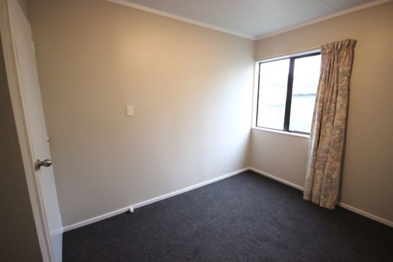 Photo of property in 16 Keeling Street, West End, Palmerston North, 4412