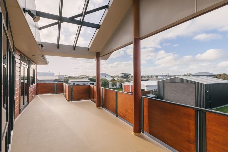 Photo of property in 49 Hartley Street, Foxton Beach, Foxton, 4815