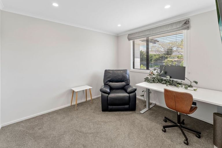 Photo of property in 6 George Fyfe Way, Wakefield, 7025