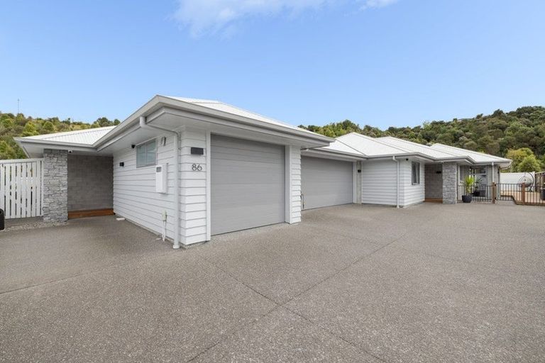 Photo of property in 86 Pakanga Grove, Pyes Pa, Tauranga, 3112