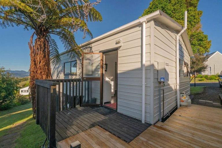 Photo of property in 1b Miro Place, Whitianga, 3510