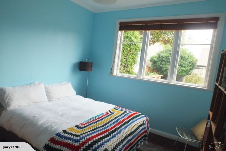 Photo of property in 22 Enfield Road, Hospital Hill, Napier, 4110