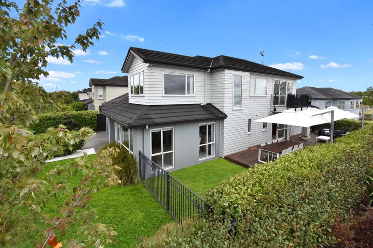 Photo of property in 12 Springcrest Drive, Karaka, Papakura, 2113