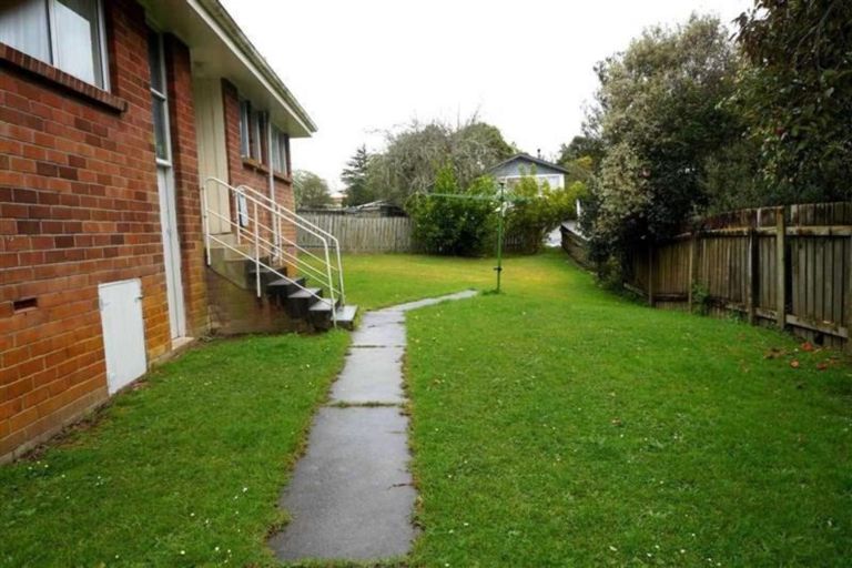 Photo of property in 61 Harrington Road, Henderson, Auckland, 0610