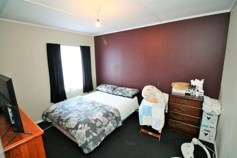 Photo of property in 17 Carrington Crescent, Tokoroa, 3420