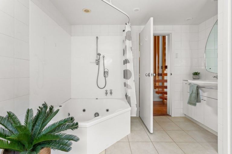 Photo of property in 8 Makorori Beach Road, Makorori, Gisborne, 4073