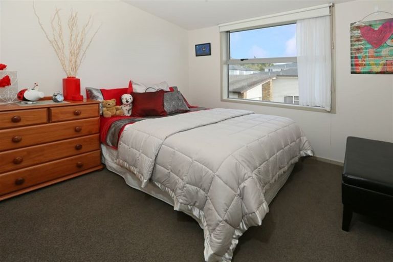 Photo of property in 15 Vino Cina Heights, Ranui, Auckland, 0612