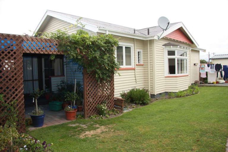 Photo of property in 17b Ottawa Road, Wainoni, Christchurch, 8061