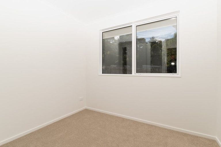Photo of property in 1/24 Shetland Street, Glen Eden, Auckland, 0602