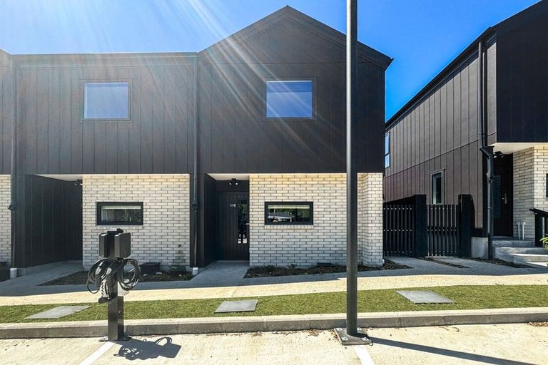 Photo of property in 11/42 Brandon Road, Glen Eden, Auckland, 0602