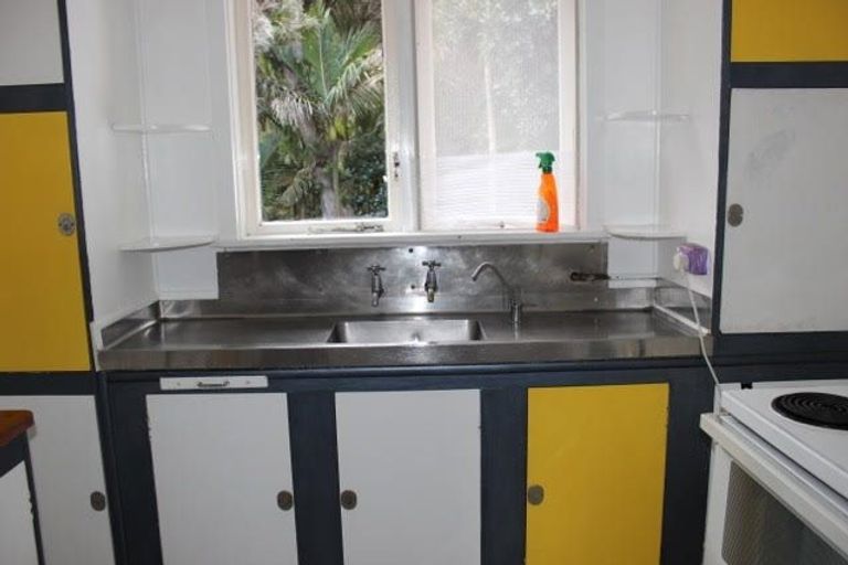 Photo of property in 88 Motutara Road, Muriwai, Waimauku, 0881