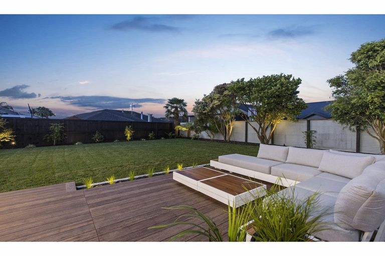 Photo of property in 30 Araroa Place, Papamoa Beach, Papamoa, 3118