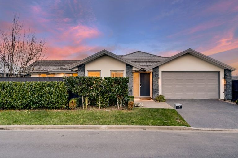 Photo of property in 19 Maka Lane, Halswell, Christchurch, 8025
