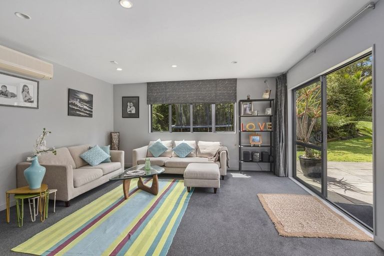 Photo of property in 287 Whitehills Road, Waitoki, Silverdale, 0994