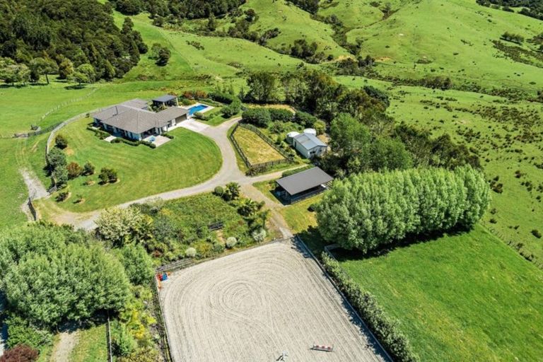 Photo of property in 42 Rauhori Road, Makarau, Kaukapakapa, 0873