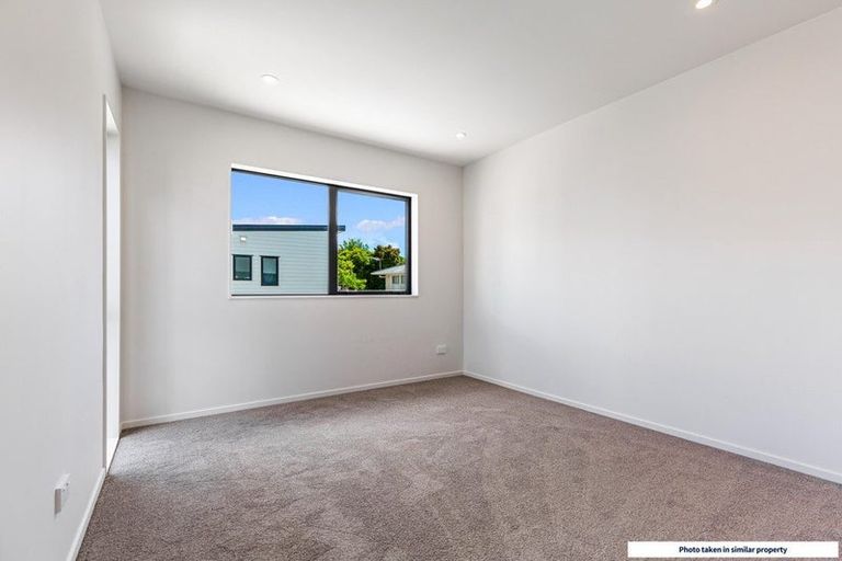 Photo of property in 7/22 Coniston Avenue, Te Atatu South, Auckland, 0610