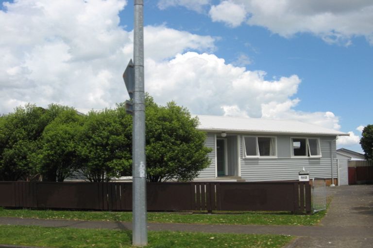 Photo of property in 142 Rowandale Avenue, Manurewa, Auckland, 2102