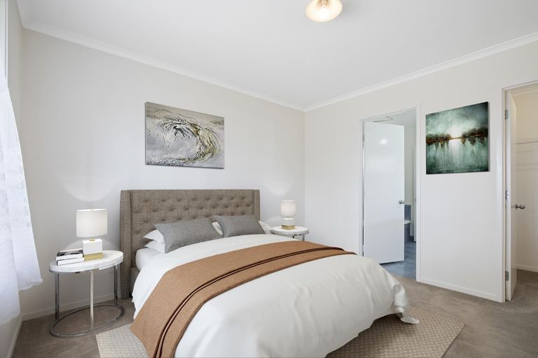 Photo of property in 1 Ranch Place, Pukekohe, 2120