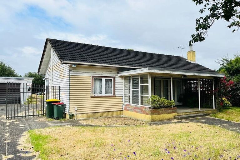 Photo of property in 8 Gibbs Road, Manurewa, Auckland, 2102