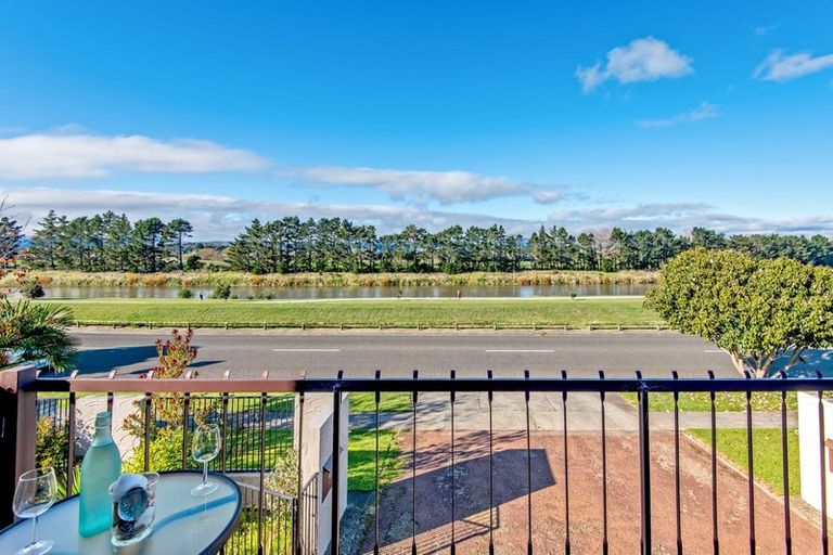 Photo of property in 47a Dittmer Drive, Awapuni, Palmerston North, 4412
