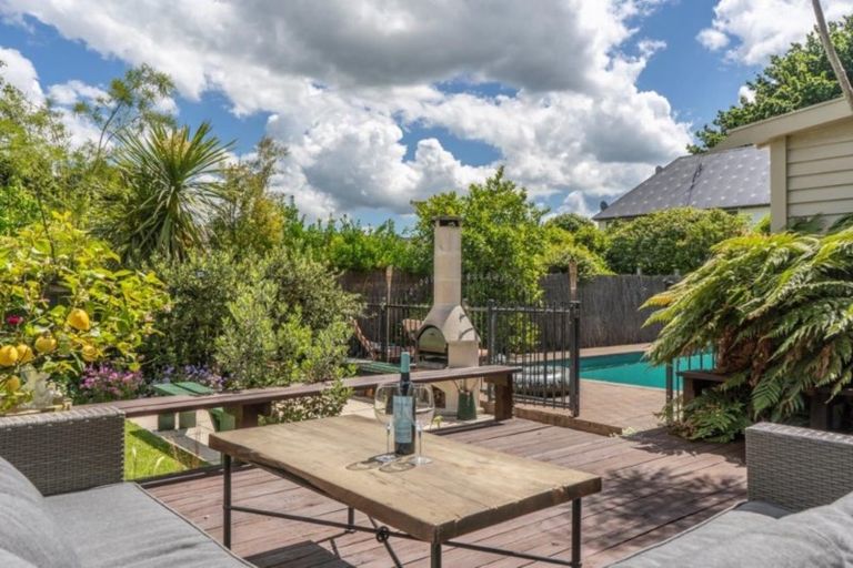 Photo of property in 25 Jordan Terrace, Lansdowne, Masterton, 5810