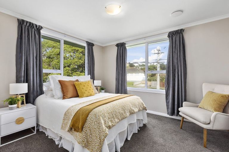 Photo of property in 34 Opapa Street, Titahi Bay, Porirua, 5022