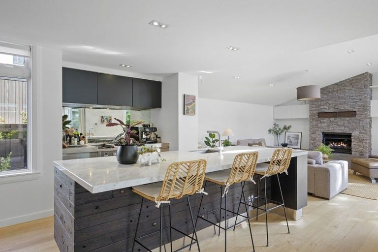 Photo of property in 43 Jacksons Road, Lyttelton, 8082