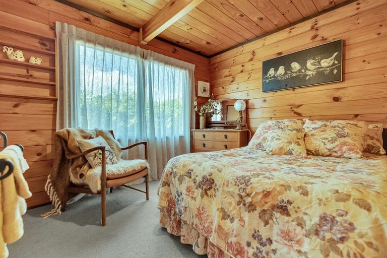 Photo of property in 16 Rostrevor Place, Tihiotonga, Rotorua, 3015