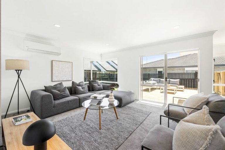 Photo of property in 3/116 Meadowland Drive, Somerville, Auckland, 2014