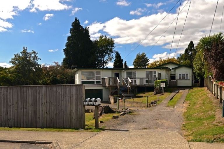 Photo of property in 5 Brookland Road, Western Heights, Rotorua, 3015