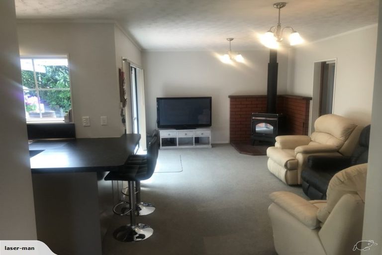 Photo of property in 4 Alley Place, Taradale, Napier, 4112