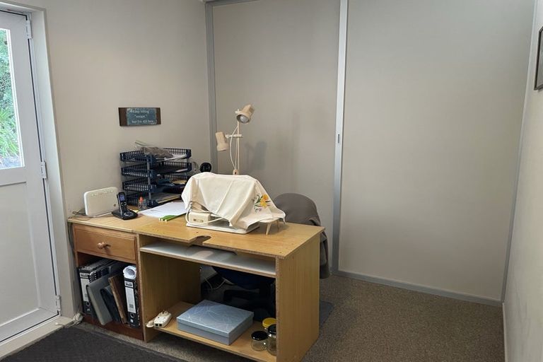 Photo of property in 24 Poplar Road, Stanmore Bay, Whangaparaoa, 0932