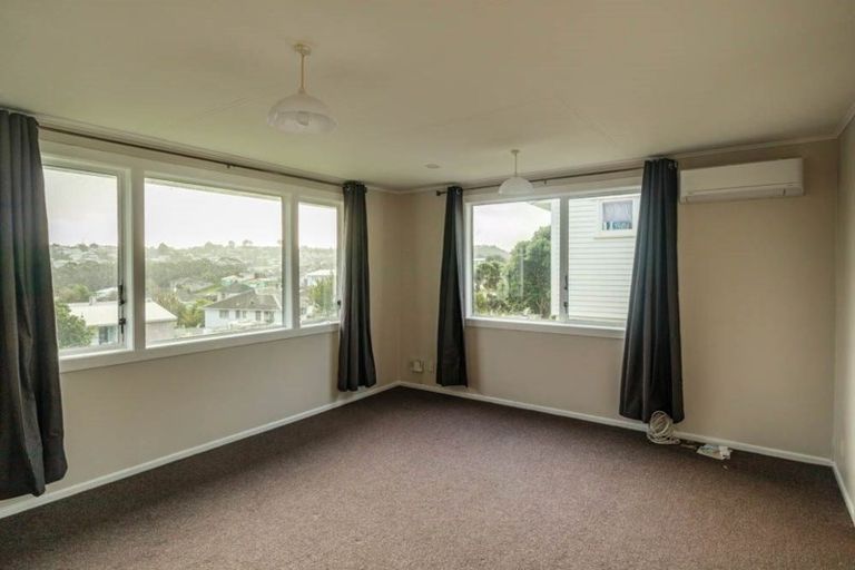 Photo of property in 346 Warspite Avenue, Waitangirua, Porirua, 5024