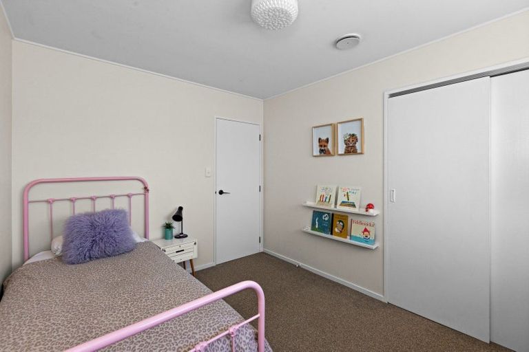 Photo of property in 19 Laurent Place, Greenmeadows, Napier, 4112